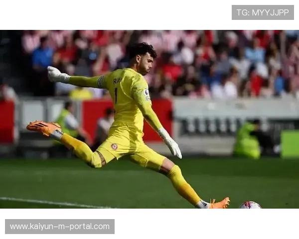 阿森纳大卫·拉亚门将拖延时间引争议，比赛流畅度受关注